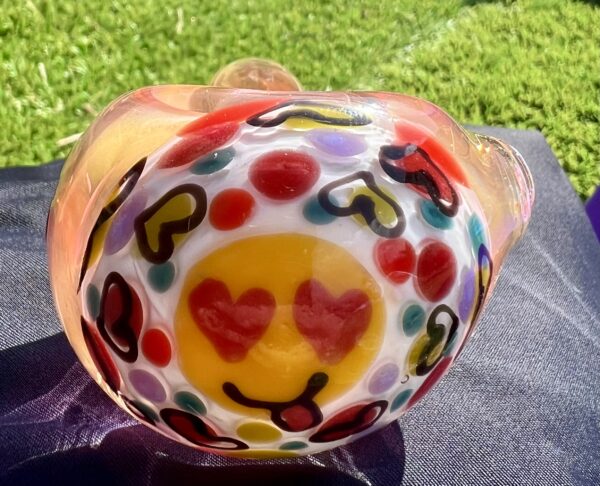 Silly love emoji hand pipe