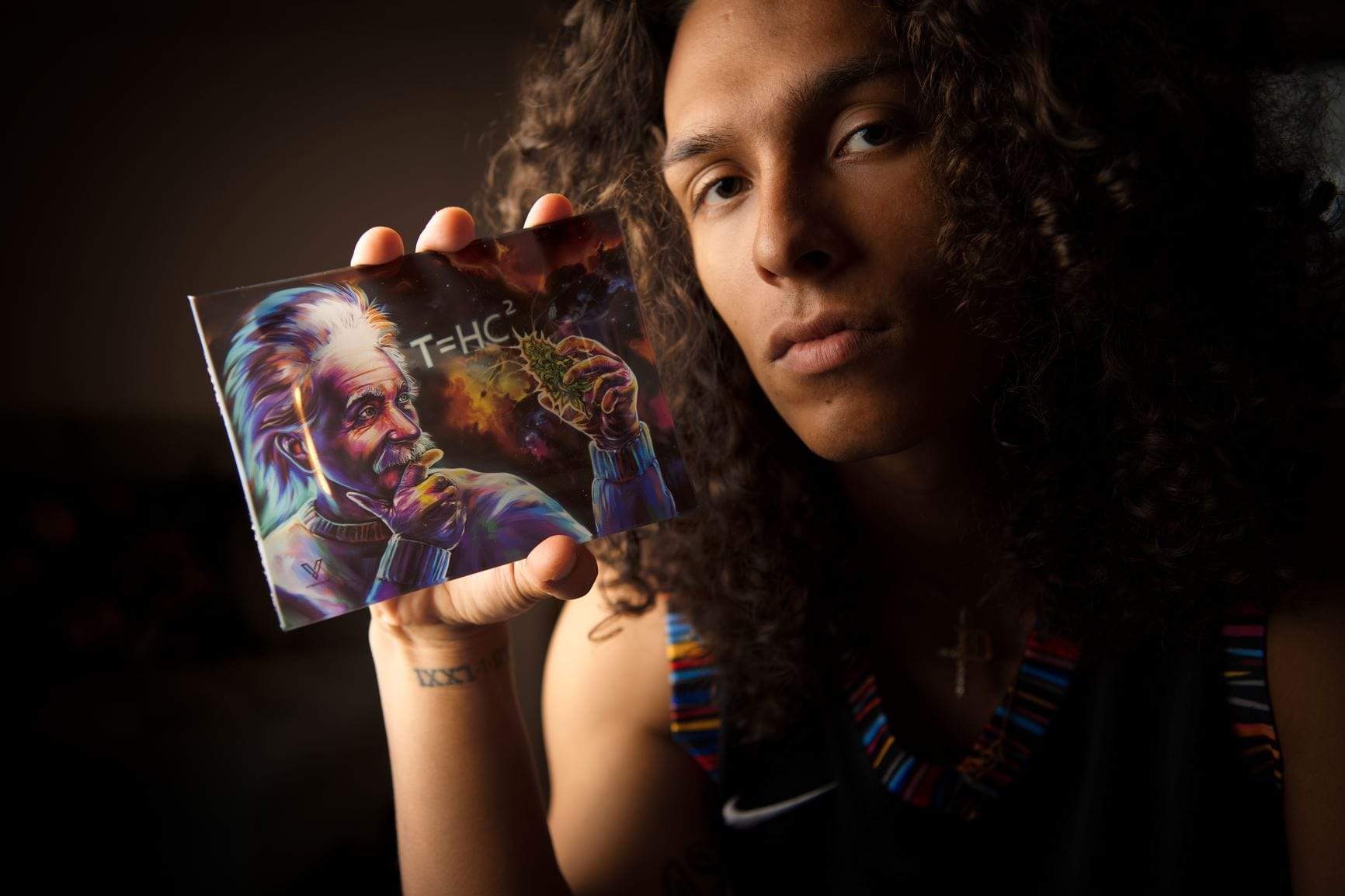 T=HC2 Black Hole Glass Rollin' Tray - Image 7