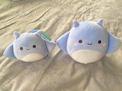 NEW Squishmallows HugMees 10” Inch Geraldine the Pink Tabby Cat Kitty Winking - Image 8